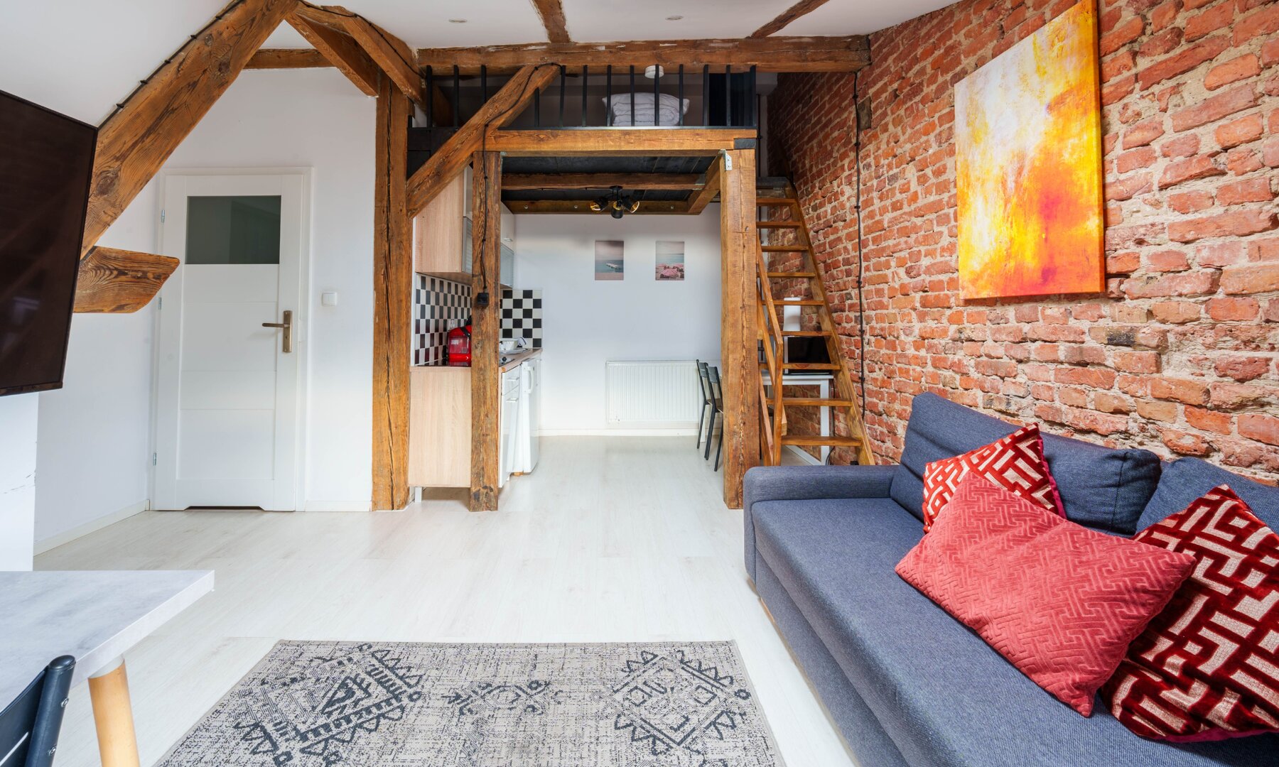 myNEST sp. z o.o. - 2